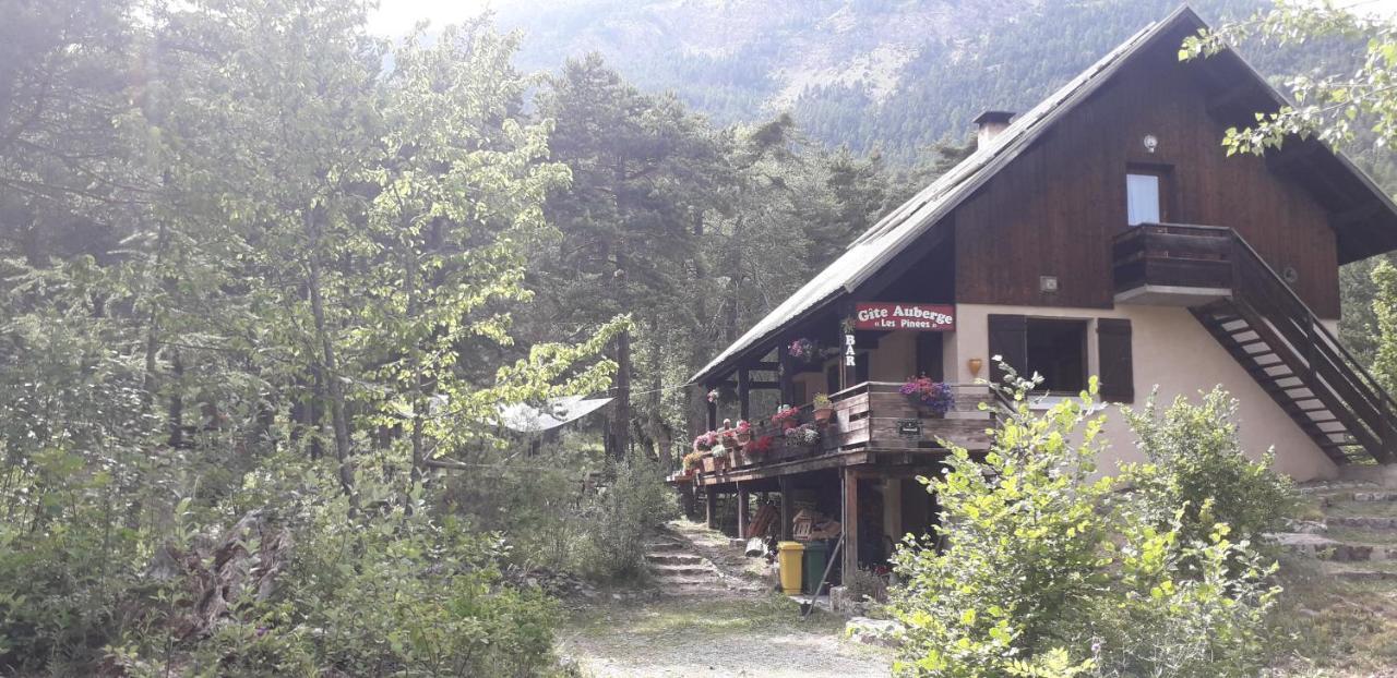 Les Pinees Ξενοδοχείο Chateauroux-les-Alpes Εξωτερικό φωτογραφία
